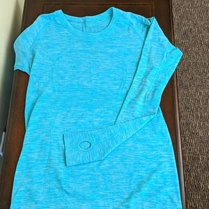 Lululemon shirt